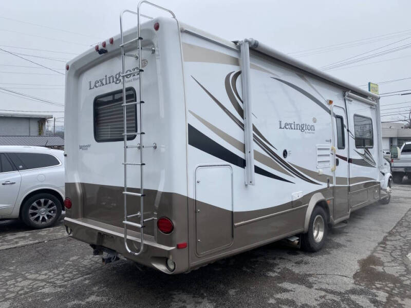 2014 Ford E-Series E-450 SD