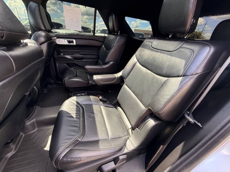 2020 Ford Explorer ST
