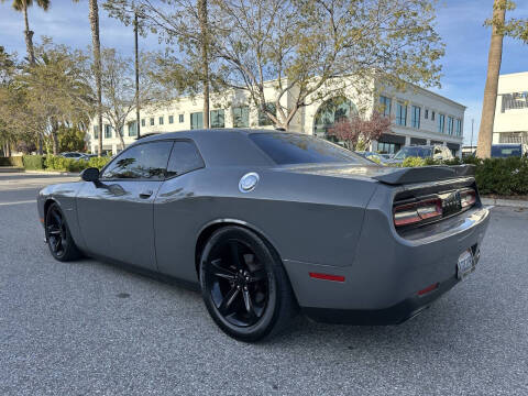 2018 Dodge Challenger R/T Plus