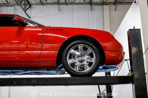 2002 Ford Thunderbird Deluxe