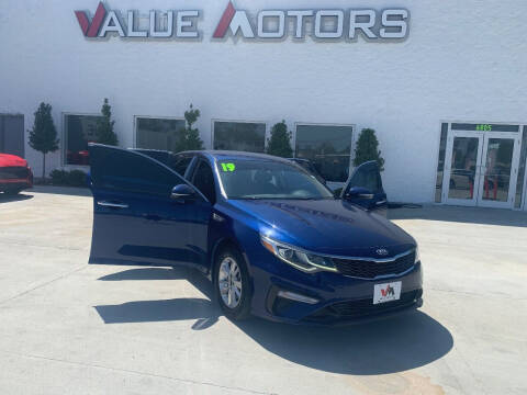2019 Kia Optima for sale at Value Motors Company in Marrero LA