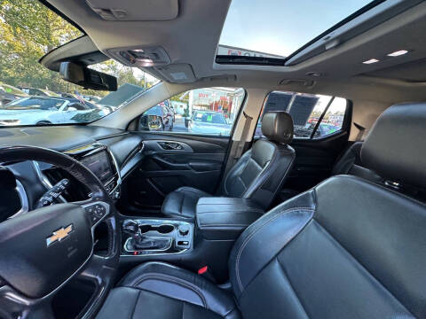 2021 Chevrolet Traverse Premier