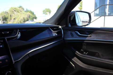 2022 Jeep Grand Cherokee L Overland