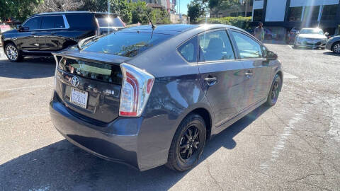 2013 Toyota Prius Three