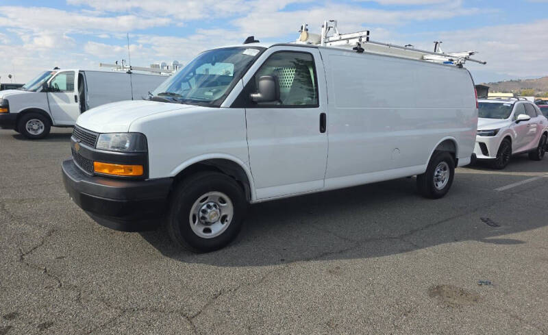 2025 Chevrolet Express 2500