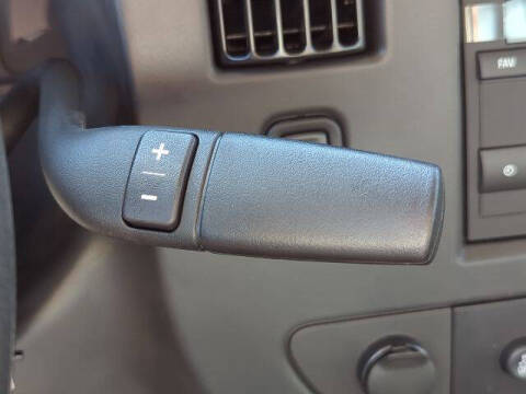 2025 Chevrolet Express 2500
