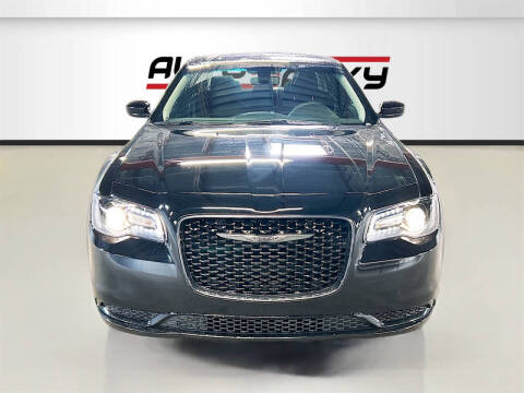 2023 Chrysler 300 Touring