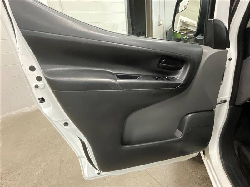 2017 Nissan NV200 S