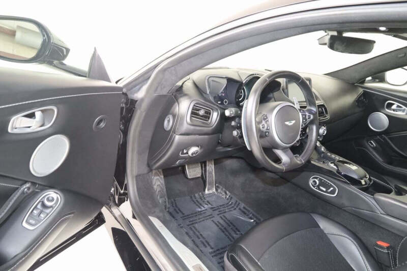 2019 Aston Martin Vantage