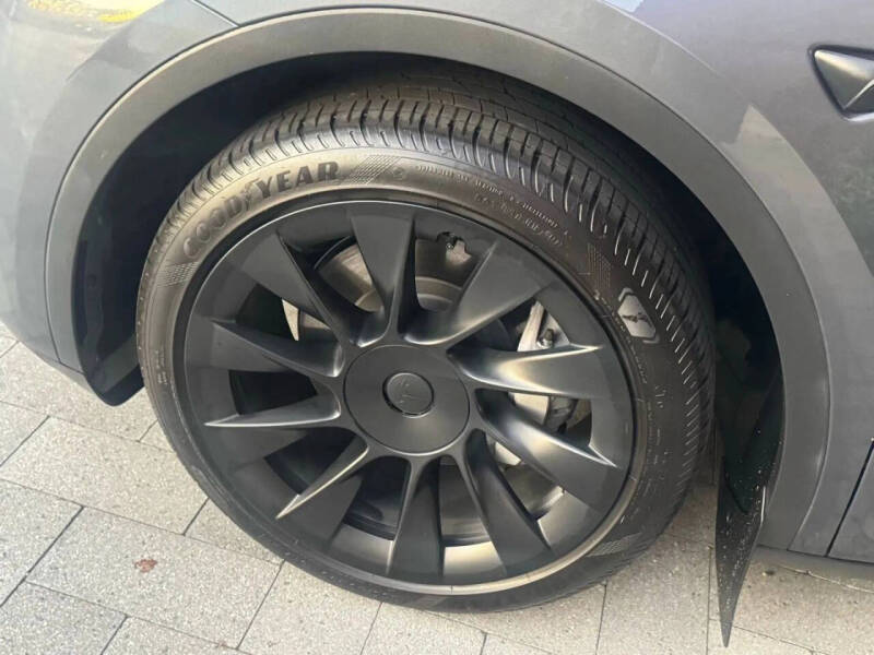 2021 Tesla Model Y Long Range
