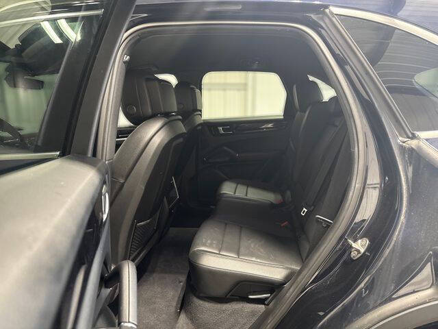 2020 Porsche Cayenne E-Hybrid