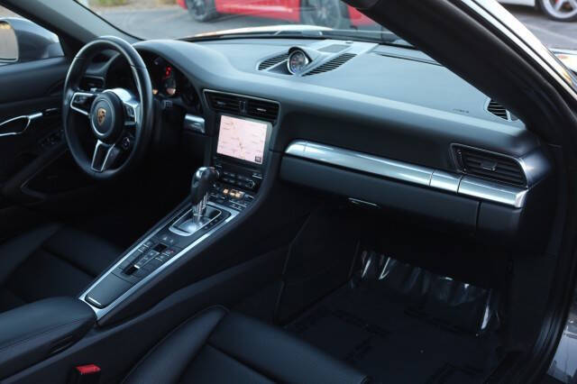 2017 Porsche 911 Carrera S