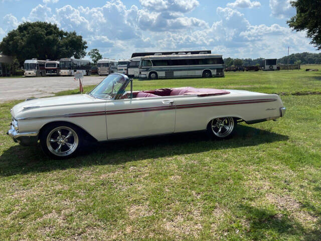 1962 Ford Sunliner for sale at Memory Lane Classic Cars in Bushnell, FL