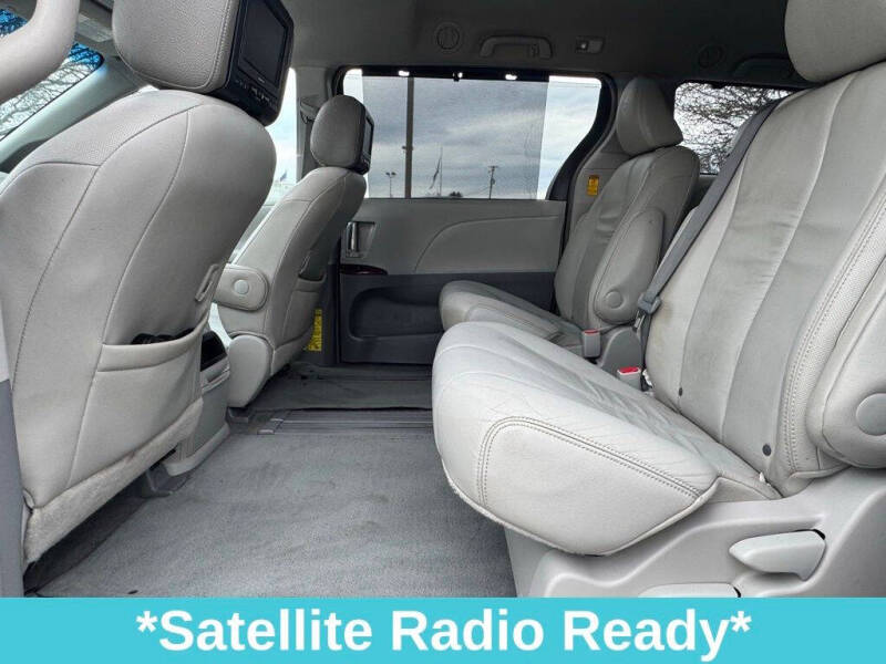 2014 Toyota Sienna