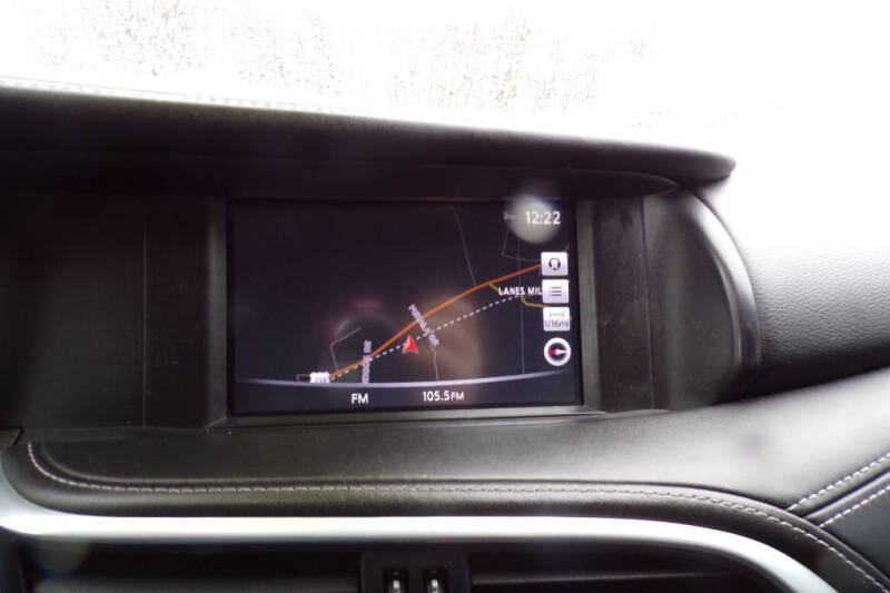 2017 Infiniti QX30 Premium