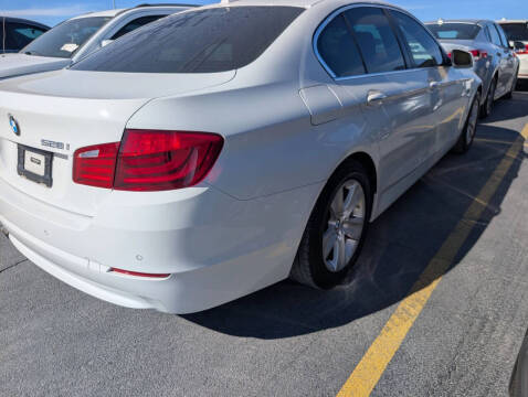 2012 BMW 5 Series 528i