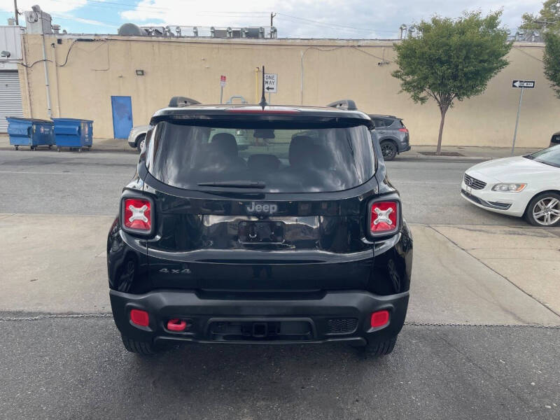 2016 Jeep Renegade Trailhawk