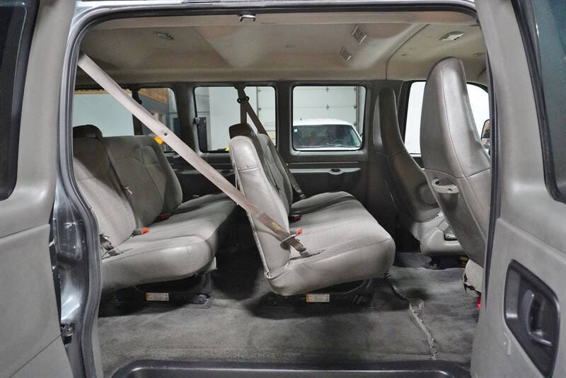 2017 Chevrolet Express LT 3500