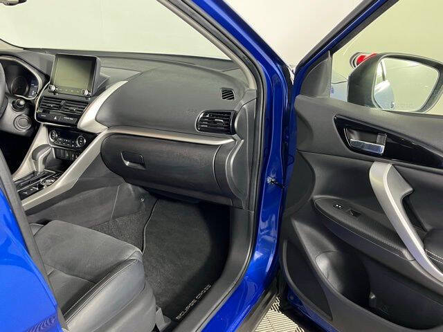 2022 Mitsubishi Eclipse Cross SE