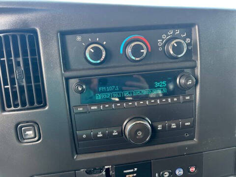 2017 GMC Savana LS 2500