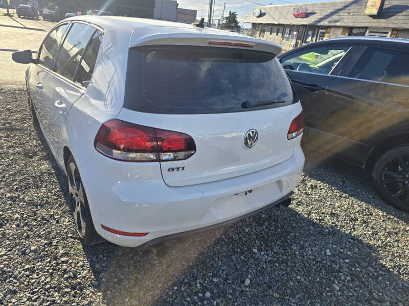 2012 Volkswagen GTI Base PZEV