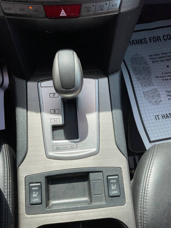 2011 Subaru Outback 2.5i Limited