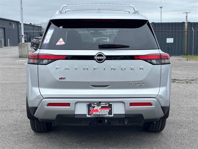 2025 Nissan Pathfinder Platinum