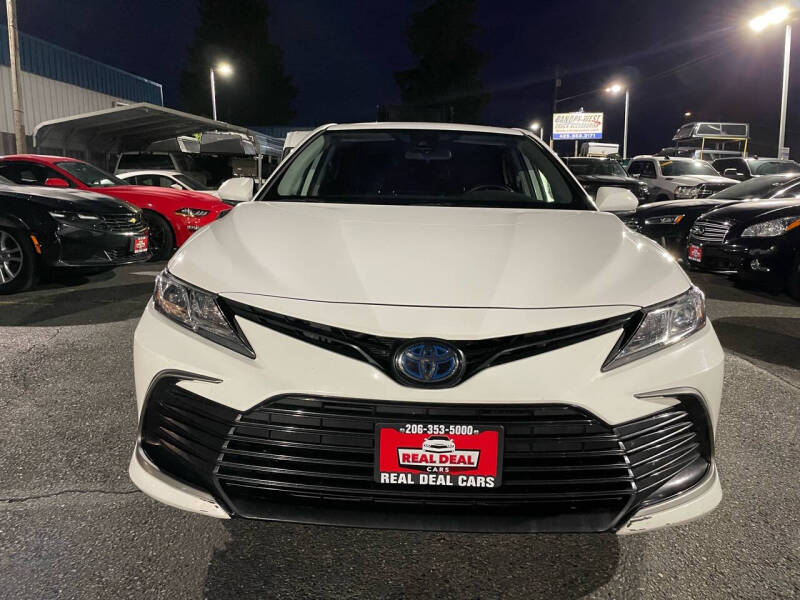 Used 2021 Toyota Camry LE with VIN 4T1C31AK5MU022659 for sale in Everett, WA