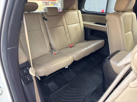 2013 Toyota Sequoia Platinum