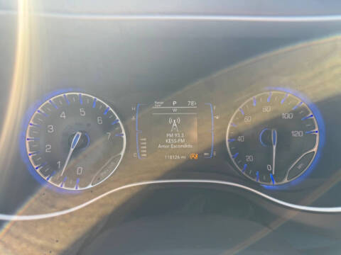 2017 Chrysler Pacifica Touring-L