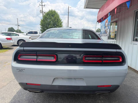 2022 Dodge Challenger SXT