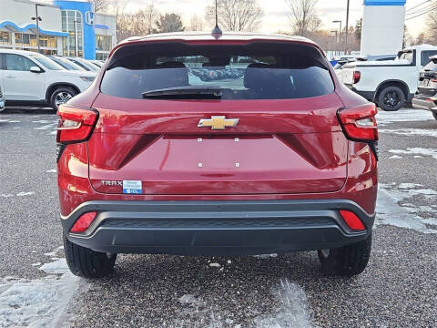 2024 Chevrolet Trax LS