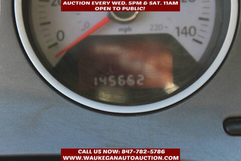 2009 Volkswagen Routan SE