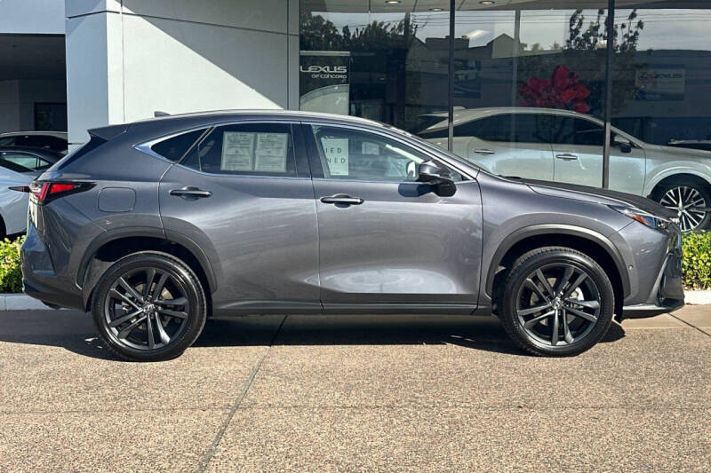 2025 Lexus NX 450h+