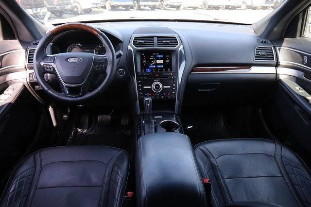 2018 Ford Explorer Platinum