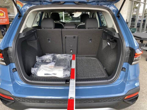 2026 Volkswagen Taos S 4Motion