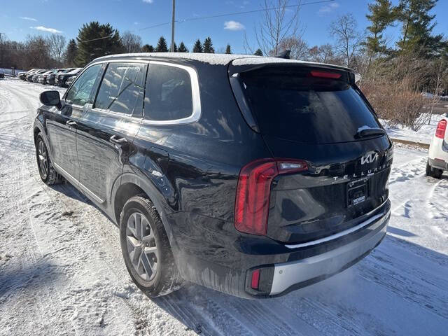 2023 Kia Telluride LX