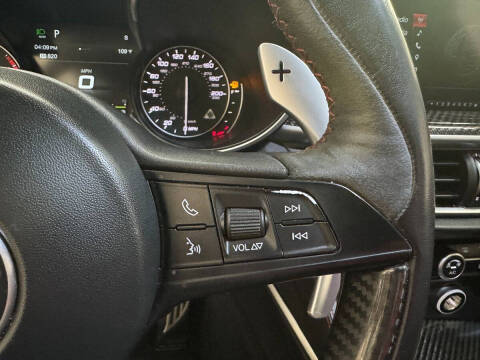 2018 Alfa Romeo Stelvio Quadrifoglio