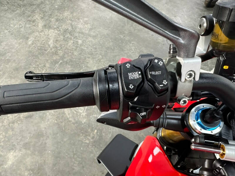 2020 Ducati Streetfighter V4S