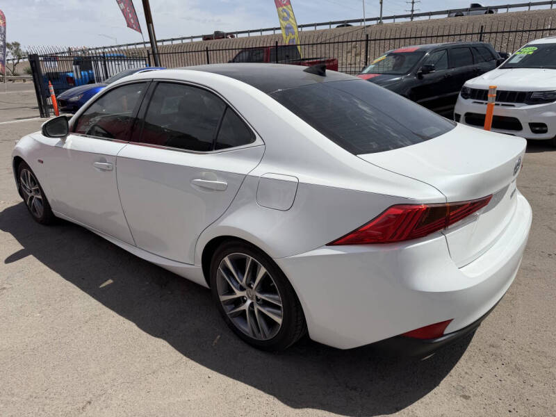 2018 Lexus IS 300