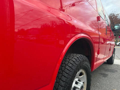 2019 GMC Savana 2500