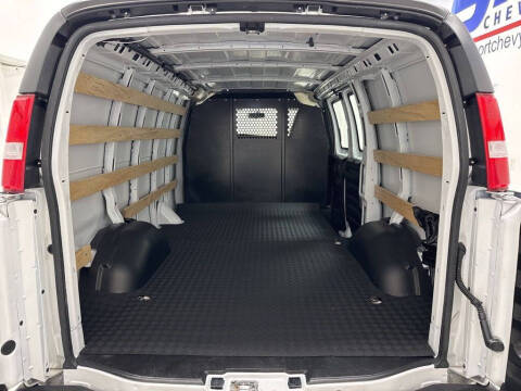 2024 Chevrolet Express 2500