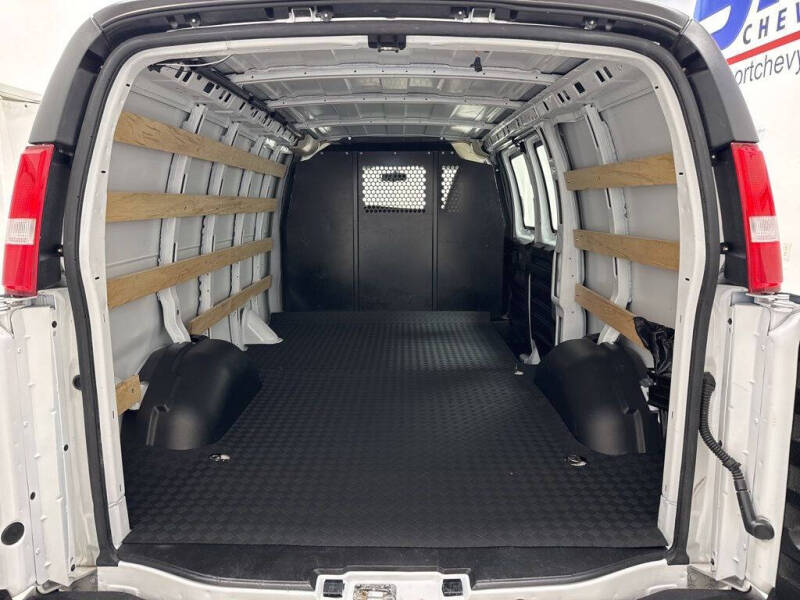 2024 Chevrolet Express 2500