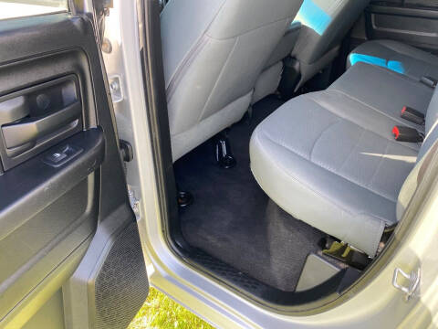 2017 RAM 1500 Express