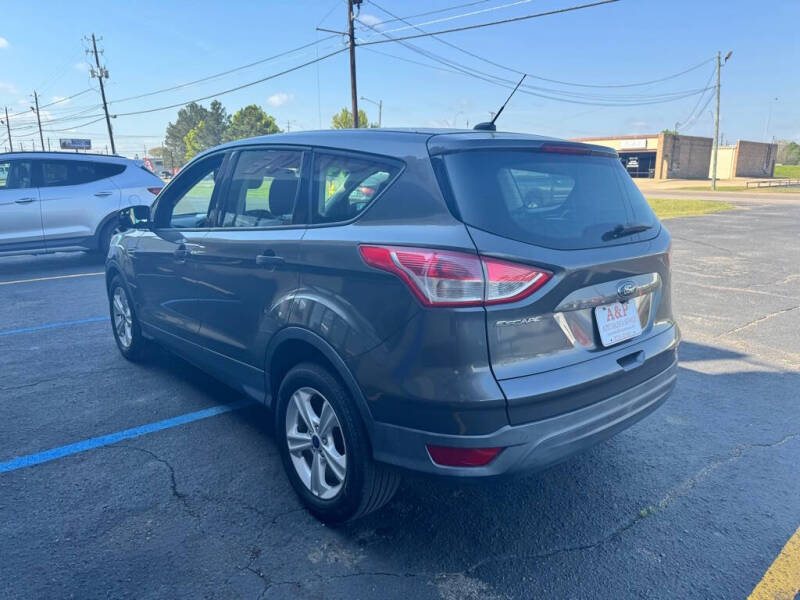 2015 Ford Escape S