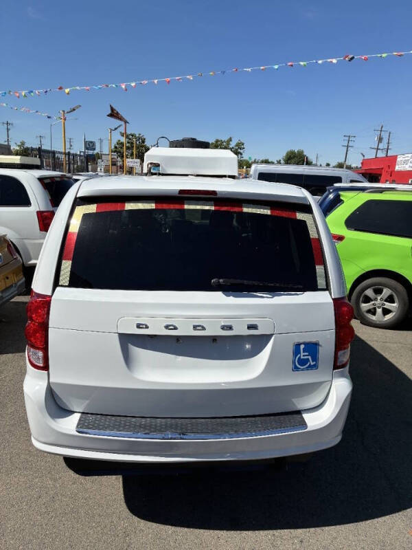 2018 Dodge Grand Caravan SE