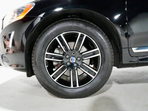 2017 Volvo XC60 T5 Dynamic