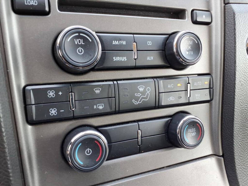 2010 Ford Taurus SEL