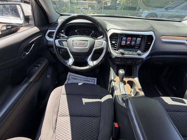 2019 GMC Acadia SLE-2