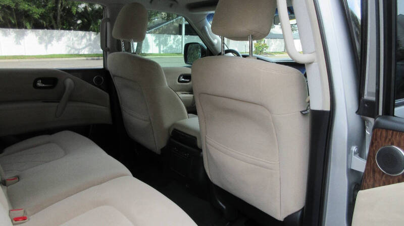 2017 Nissan Armada SV